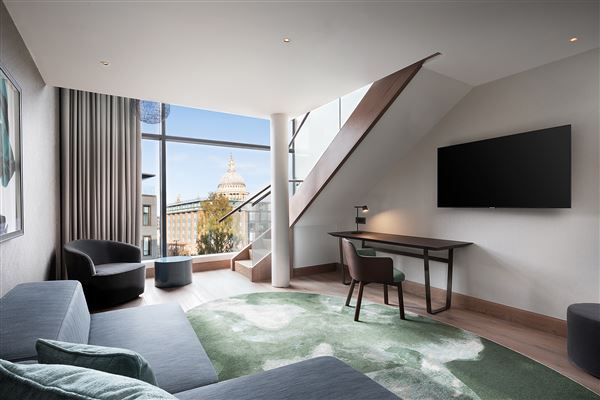 The Westin London City - St Paul's Duplex Suite (29/05/2025)