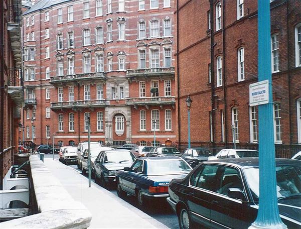 Albert Hall Mansions (01/05/2019)