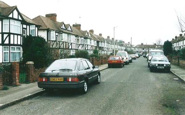 Hollybush Grove (01/05/2019)