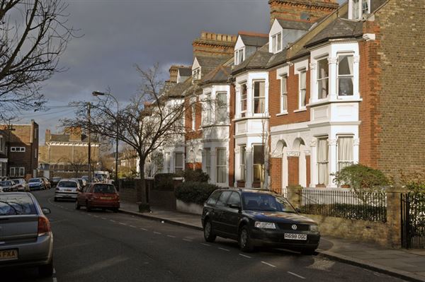 Dorville Crescent (01/05/2019)