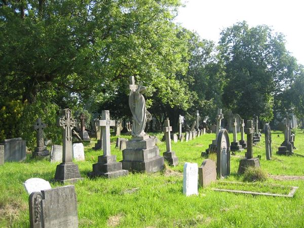 West Norwood Cemetery, Catacombs & Greek Chapel (01/05/2019)