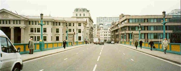Southwark Bridge (01/05/2019)