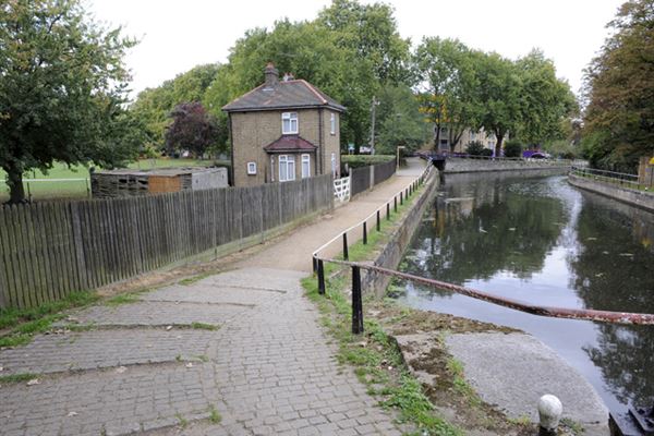 River Lea - Lea Bridge Road (01/05/2019)