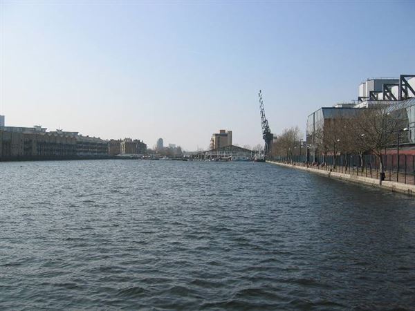 Views of Docklands from the Thames (01/05/2019)