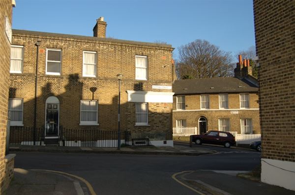 Dutton Street (01/05/2019)