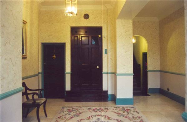 Egerton Place (01/05/2019)