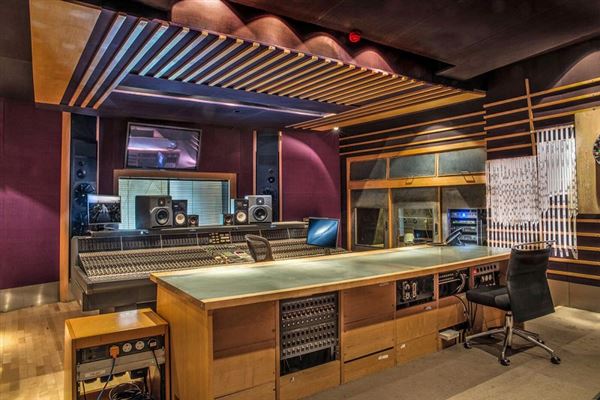Metropolis Studios (01/05/2019)