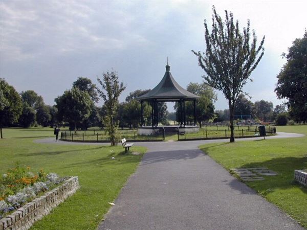 Elthorne Park (01/05/2019)