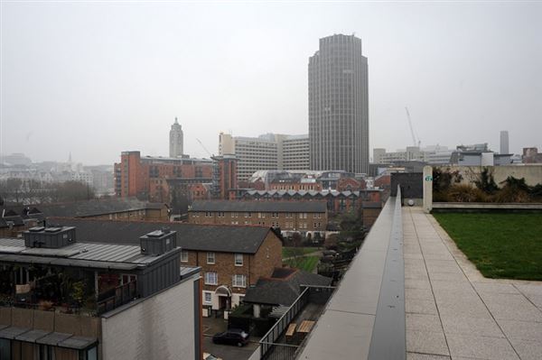 Views from Coin Street Neighbourhood Centre (01/05/2019)