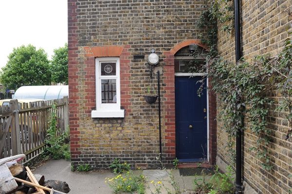Kenmont Primary School Caretaker's House (01/05/2019)