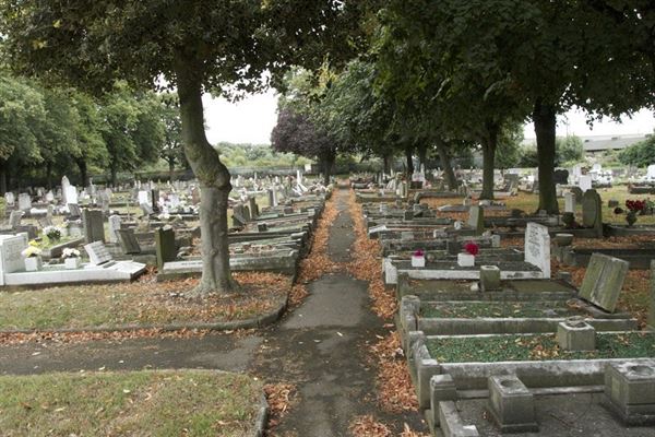 Eastbrookend Cemetery (01/05/2019)