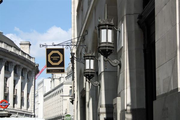 The Banking Hall (01/05/2019)