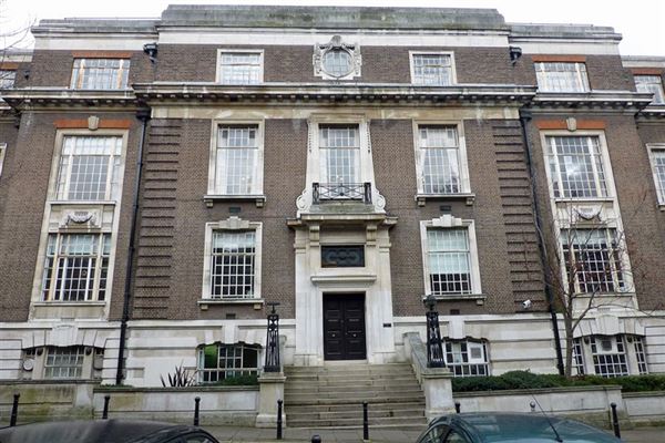 Islington Town Hall (01/05/2019)