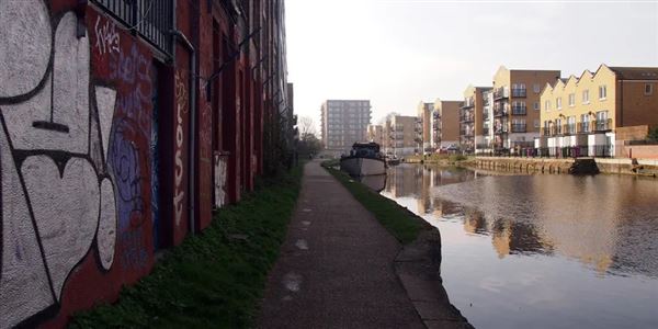 Regent's Canal - Mile End (19/05/2016 - Credits: Canal & River Trust)